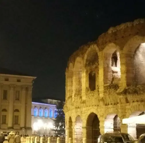 Apartments And Rooms Verona